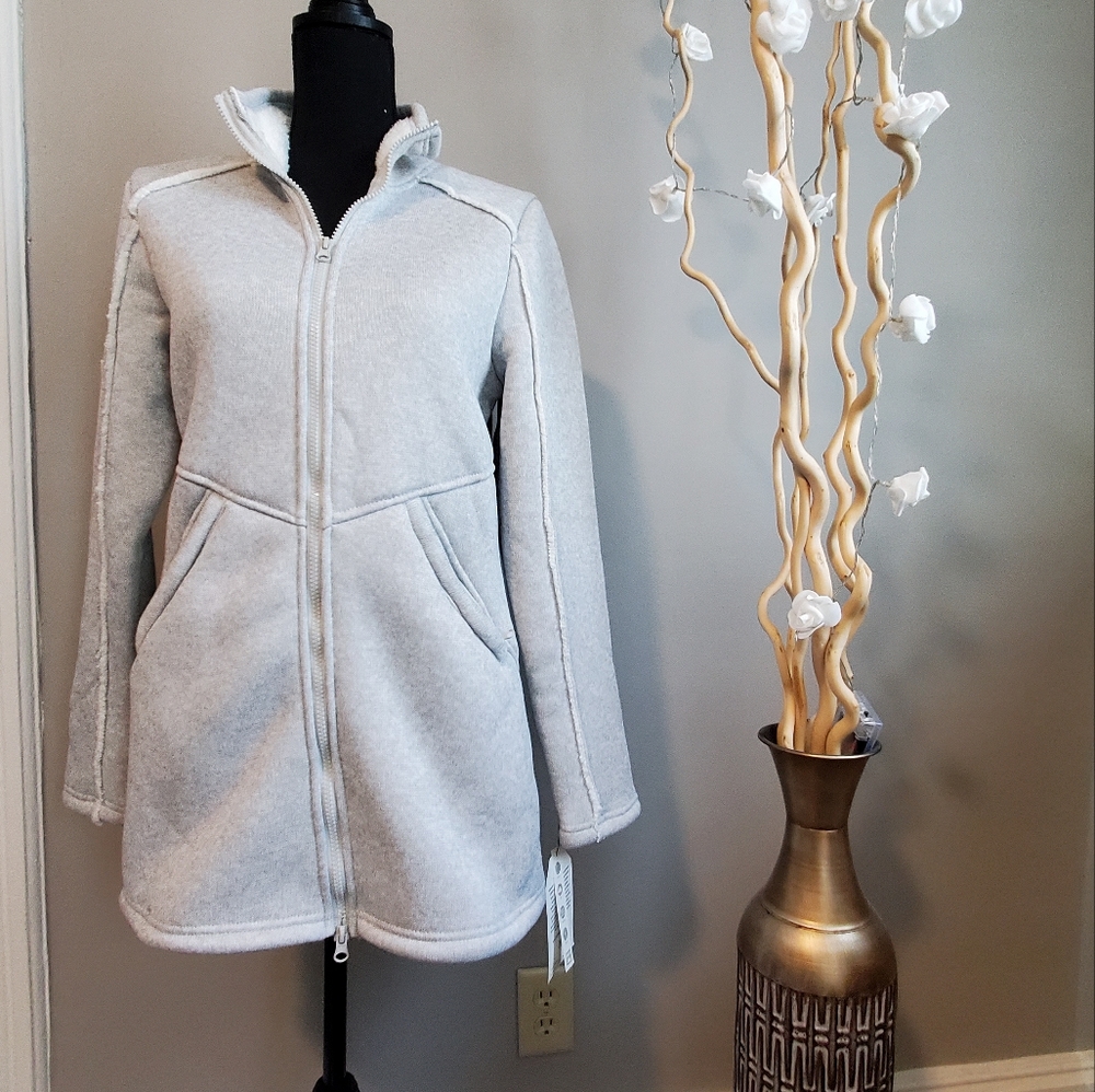 Size M Avalanche Outdoor Jacket
